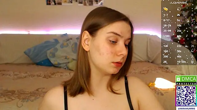 Snapshot of MurrrWorren chatting on 01.12.25 MurrrWorren online show from 01.12.25