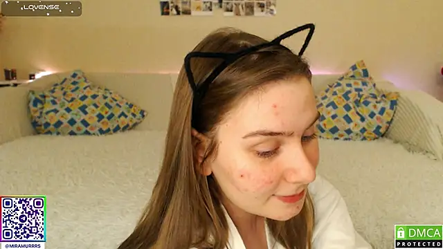 Snapshot of MurrrWorren chatting on 02.09.25 MurrrWorren online show from 02.09.25