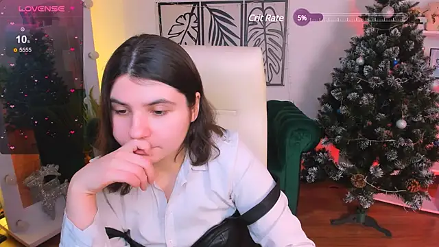Snapshot of Viola__Shy chatting on 01.11.25 Viola Shy online show from 01.11.25