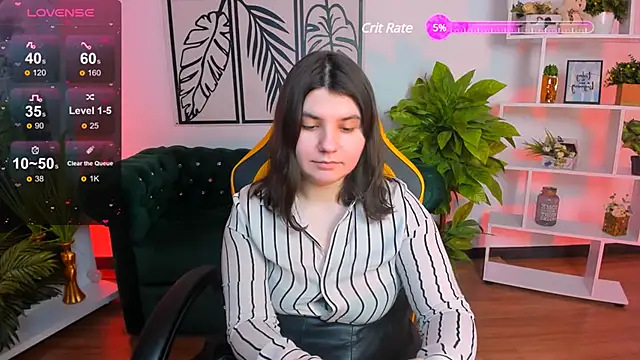 Snapshot of Viola__Shy chatting on 02.20.25 Viola Shy online show from 02.20.25