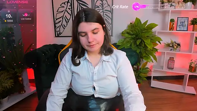 Snapshot of Viola__Shy chatting on 02.23.25 Viola Shy online show from 02.23.25