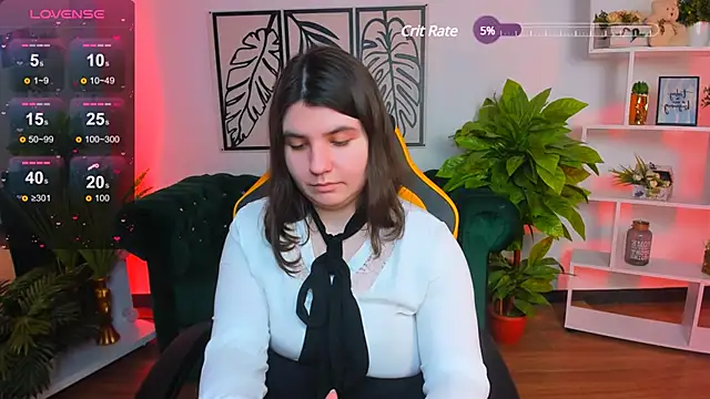 Snapshot of Viola__Shy chatting on 03.12.25 Viola Shy online show from 03.12.25