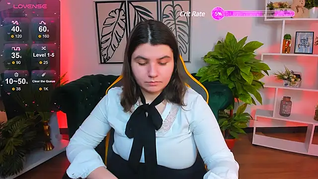 Snapshot of Viola__Shy chatting on 03.12.25 Viola Shy online show from 03.12.25