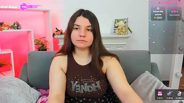 Snapshot of Viola__Shy chatting on 09.21.25 Viola Shy online show from 09.21.25