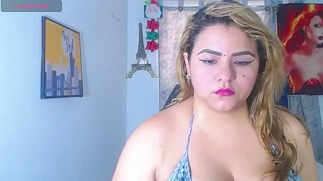 Snapshot of Charlotte_mh chatting on 12.19.24 Charlotte mh online show from 12.19.24
