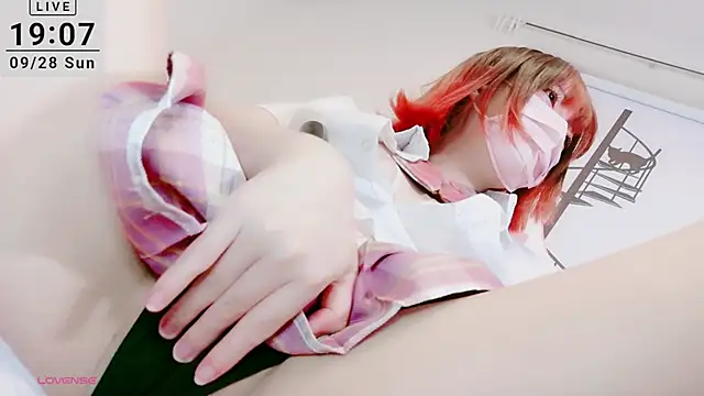 Snapshot of yuayua854 chatting on 09.28.25 yuayua854 online show from 09.28.25