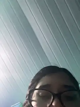 Snapshot of ZTahya chatting on 12.19.24 ZTahya online show from 12.19.24