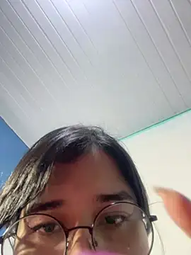 Snapshot of ZTahya chatting on 02.22.25 ZTahya online show from 02.22.25