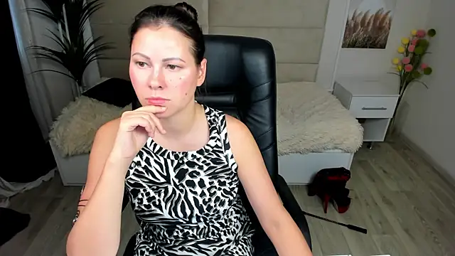 Snapshot of Dana__dom chatting on 01.21.25 Dana  dom online show from 01.21.25
