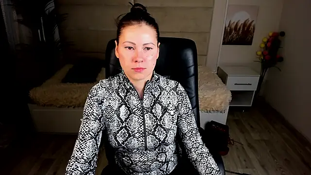 Snapshot of Dana__dom chatting on 02.28.25 Dana  dom online show from 02.28.25
