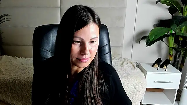 Snapshot of Dana__dom chatting on 10.26.25 Dana  dom online show from 10.26.25