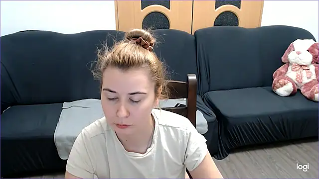 Snapshot of VioletaFlower7 chatting on 01.23.25 VioletaFlower7 online show from 01.23.25