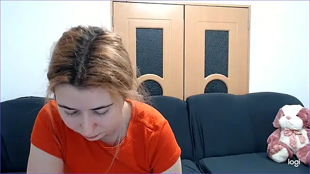 Snapshot of VioletaFlower7 chatting on 01.28.25 VioletaFlower7 online show from 01.28.25