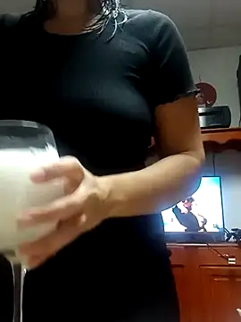 Snapshot of XGabrielaXX chatting on 03.14.25 XGabrielaXX online show from 03.14.25