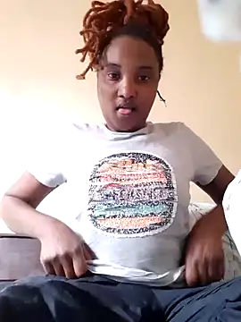 Snapshot of StacyGee24 chatting on 01.13.25 StacyGee24 online show from 01.13.25