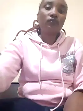 Snapshot of StacyGee24 chatting on 02.11.25 StacyGee24 online show from 02.11.25