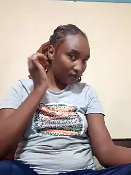 Snapshot of StacyGee24 chatting on 02.12.25 StacyGee24 online show from 02.12.25