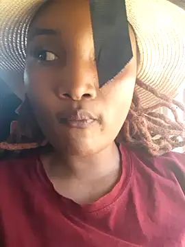 Snapshot of StacyGee24 chatting on 02.24.25 StacyGee24 online show from 02.24.25