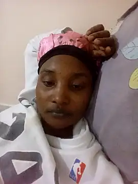 Snapshot of StacyGee24 chatting on 09.28.25 StacyGee24 online show from 09.28.25