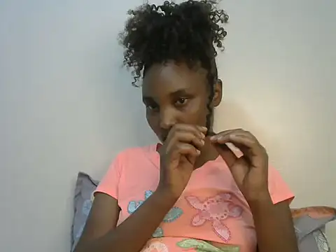 Snapshot of StacyGee24 chatting on 10.20.25 StacyGee24 online show from 10.20.25