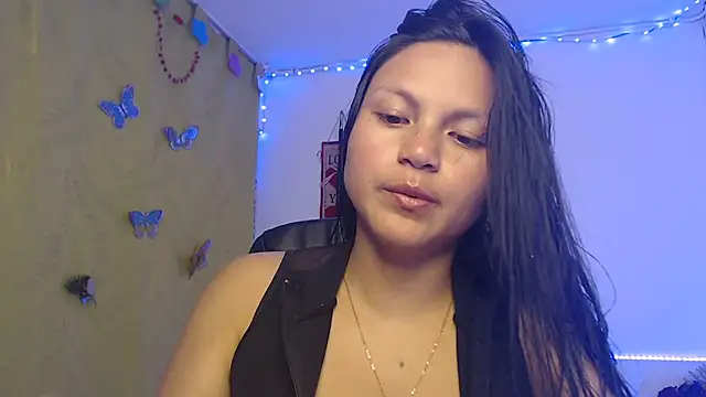 Snapshot of Zafiroweb09 chatting on 03.04.25 Zafiroweb09 online show from 03.04.25