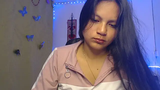 Snapshot of Zafiroweb09 chatting on 03.09.25 Zafiroweb09 online show from 03.09.25