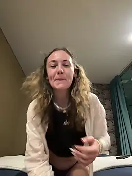 Snapshot of Littlelolo60 chatting on 12.16.24 Littlelolo60 online show from 12.16.24