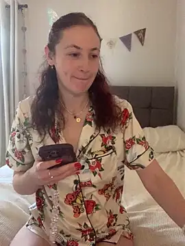 Snapshot of Littlelolo60 chatting on 02.07.25 Littlelolo60 online show from 02.07.25