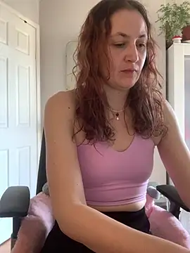 Snapshot of Littlelolo60 chatting on 03.11.25 Littlelolo60 online show from 03.11.25