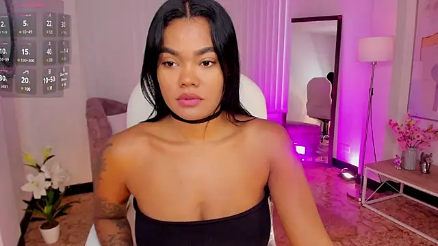 Snapshot of madisson_davon chatting on 03.11.25 madisson davon online show from 03.11.25