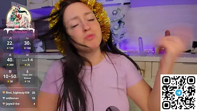 Snapshot of Kruela_Eva chatting on 12.31.24 Kruela Eva online show from 12.31.24