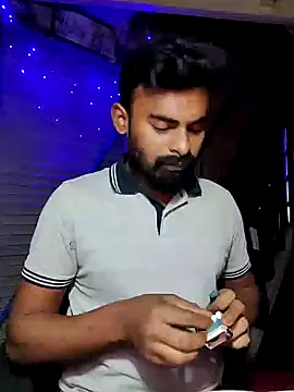 Snapshot of rayhan085 chatting on 01.08.25 rayhan085 online show from 01.08.25