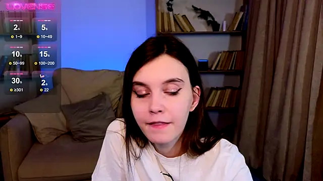 Snapshot of SusieMorris chatting on 02.21.25 SusieMorris online show from 02.21.25