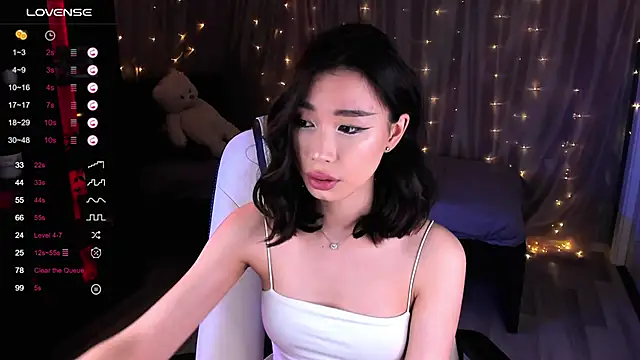 Snapshot of sensualily chatting on 01.18.25 sensualily online show from 01.18.25