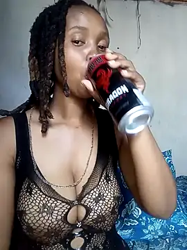 Snapshot of SexyLeopardxx120 chatting on 03.22.25 SexyLeopardxx120 online show from 03.22.25