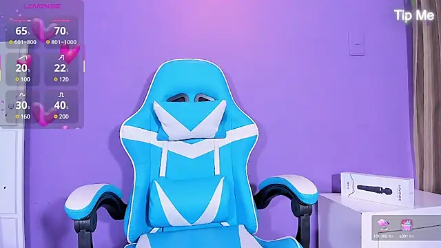 Snapshot of SunnyPage chatting on 02.10.25 SunnyPage online show from 02.10.25