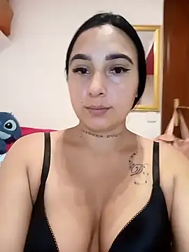 Snapshot of Juanamd1 chatting on 01.16.25 Juanamd1 online show from 01.16.25