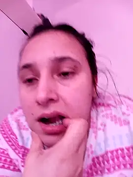 Snapshot of Juanamd1 chatting on 03.22.25 Juanamd1 online show from 03.22.25