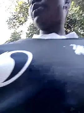 Snapshot of Xtra_bootie chatting on 09.22.25 Xtra bootie online show from 09.22.25