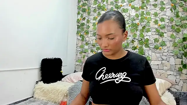 Snapshot of Pandora_gu chatting on 12.12.24 Pandora gu online show from 12.12.24