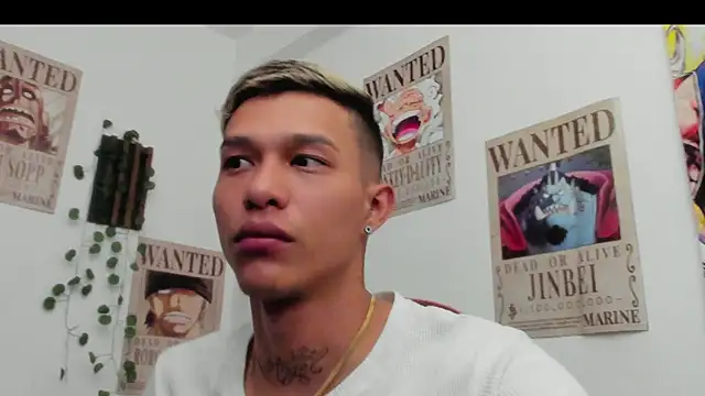 Snapshot of TommyGun_22 chatting on 10.15.25 TommyGun 22 online show from 10.15.25