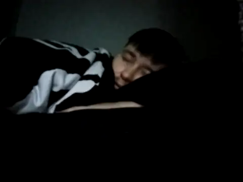 Snapshot of bisexualboy05 chatting on 09.22.25 bisexualboy05 online show from 09.22.25