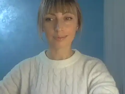 Snapshot of EffectMaya chatting on 12.09.24 EffectMaya online show from 12.09.24