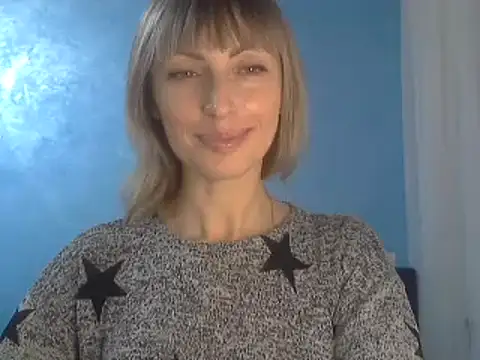 Snapshot of EffectMaya chatting on 01.16.25 EffectMaya online show from 01.16.25