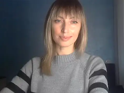 Snapshot of EffectMaya chatting on 02.06.25 EffectMaya online show from 02.06.25