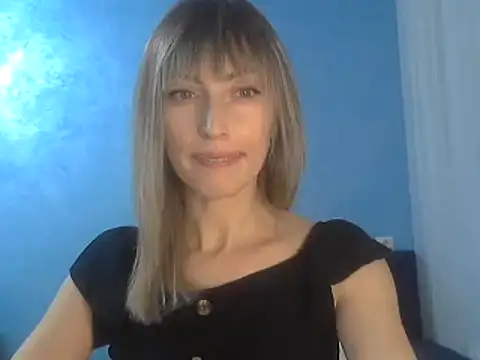 Snapshot of EffectMaya chatting on 02.10.25 EffectMaya online show from 02.10.25