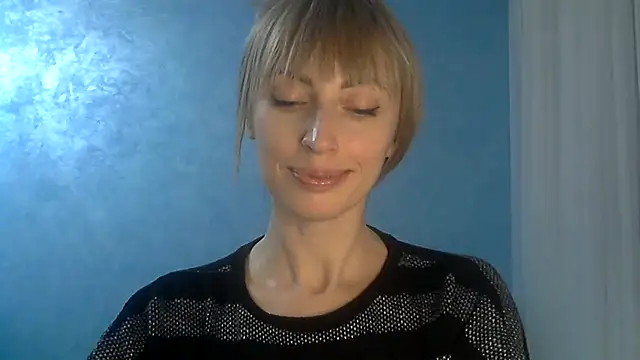 Snapshot of EffectMaya chatting on 03.06.25 EffectMaya online show from 03.06.25