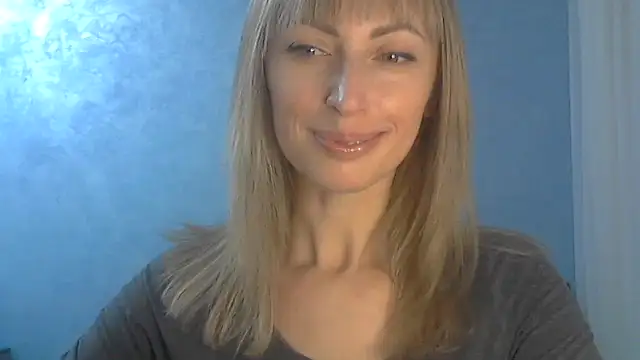 Snapshot of EffectMaya chatting on 03.17.25 EffectMaya online show from 03.17.25