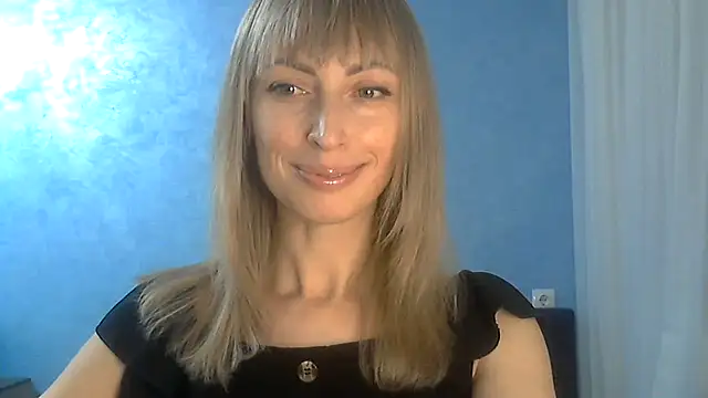 Snapshot of EffectMaya chatting on 03.19.25 EffectMaya online show from 03.19.25