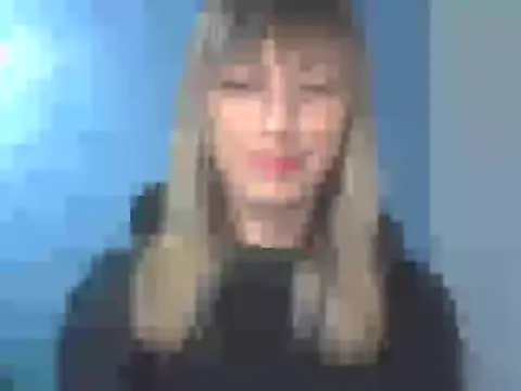 Snapshot of EffectMaya chatting on 10.05.25 EffectMaya online show from 10.05.25